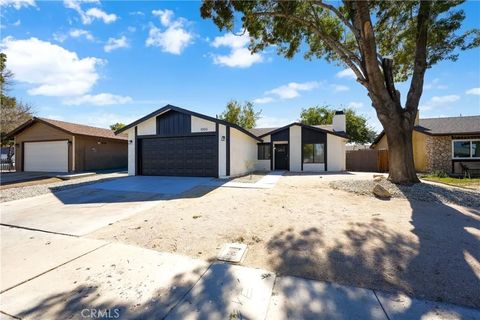Photo of 1050 Landsford Street, Lancaster, CA 93535 (MLS # SR25246055)