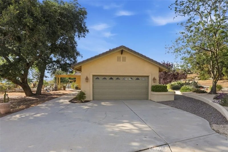 34575 Sycamore Springs