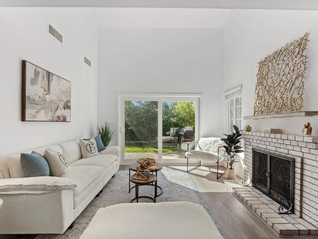 Photo of 2835 Hillsboro Ct, Carlsbad, CA 92010 (MLS # 260007919)