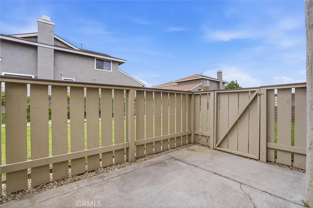 1192 Sumner D