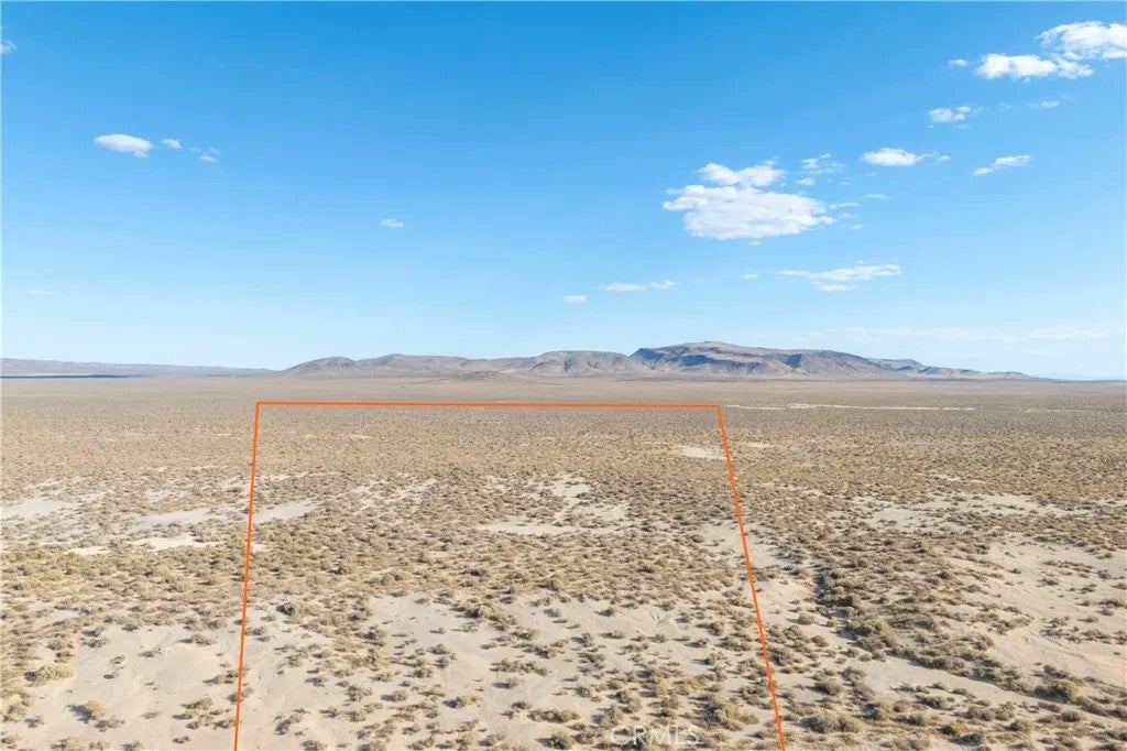 Photo of 0 Apn #0507-131-11-0000, Unknown, CA 92401 (MLS # OC26217865)