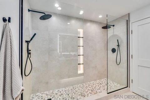Tiny photo for 700 W E St #2404, San Diego, CA 92101 (MLS # 250038981)