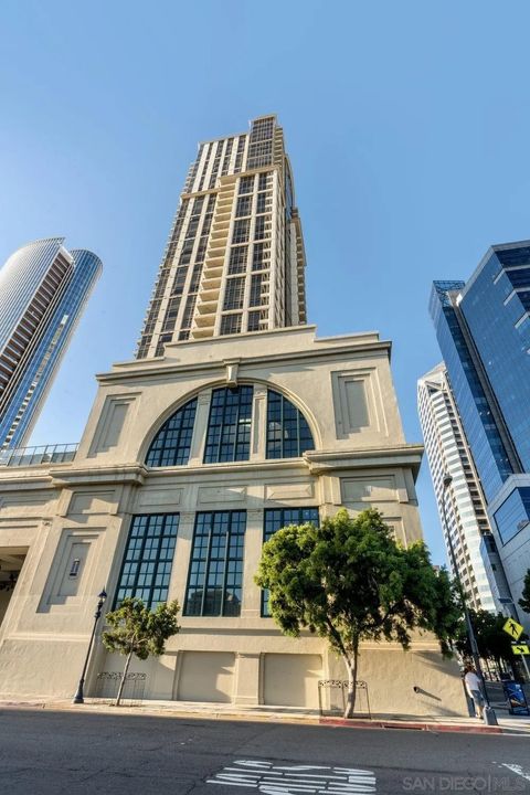 Tiny photo for 700 W E St #2404, San Diego, CA 92101 (MLS # 250038981)