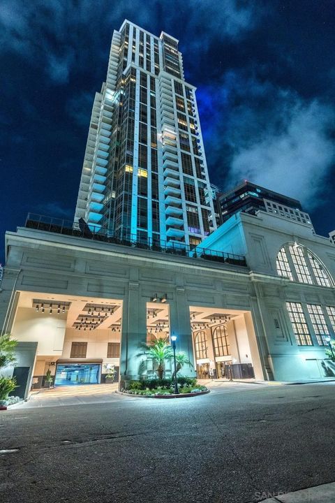 Tiny photo for 700 W E St #2404, San Diego, CA 92101 (MLS # 250038981)