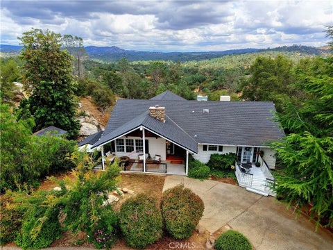 Photo of 28977 Long Hollow Court, Coarsegold, CA 93614 (MLS # FR26116402)