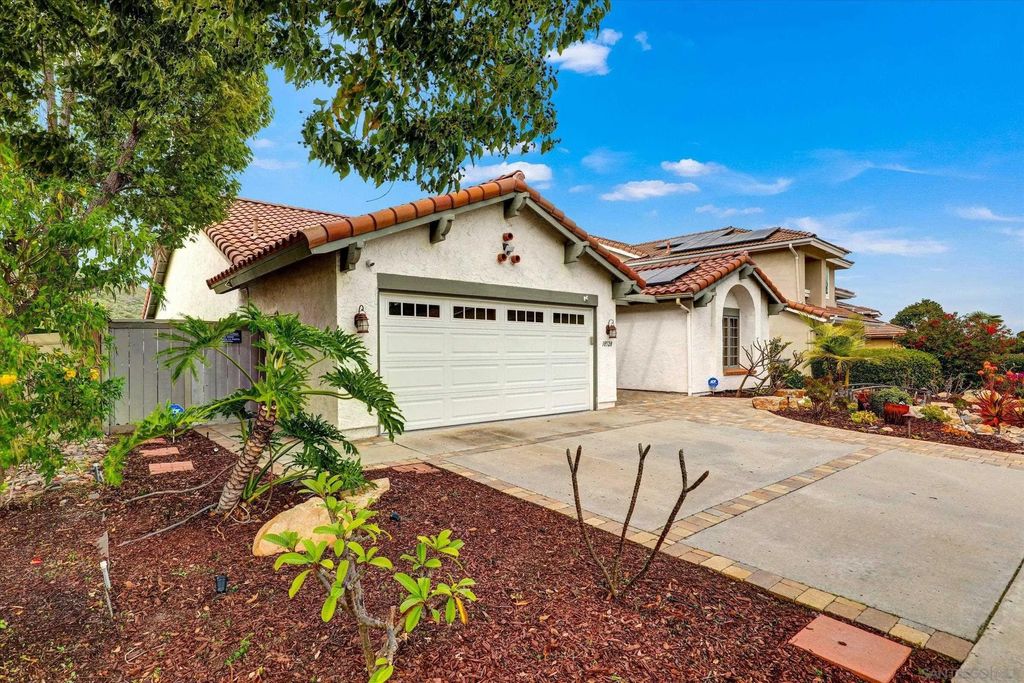 Photo of 18528 Locksley St, San Diego, CA 92128 (MLS # 260007898)