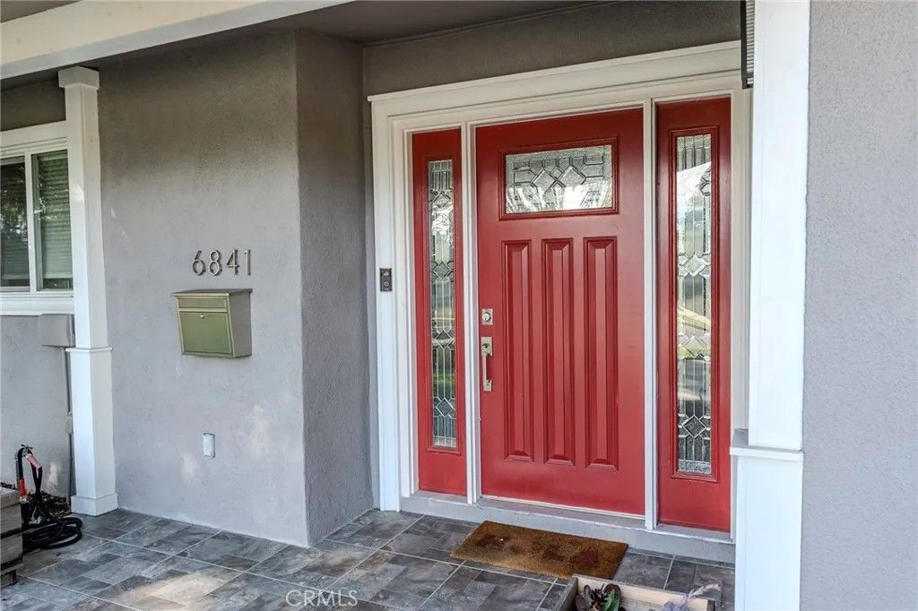 Photo of 6841 E Bacarro St, Long Beach, CA 90815 (MLS # SB26030080)