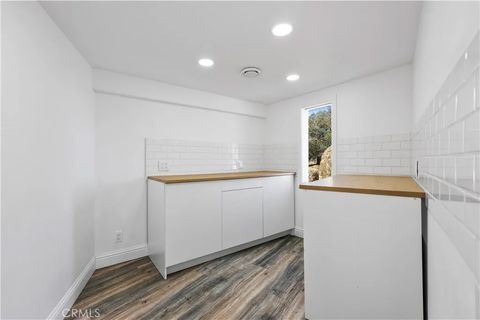 Tiny photo for 29300 Elkhorn Place, Tehachapi, CA 93561 (MLS # SR25273263)