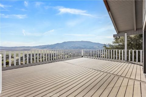 Tiny photo for 29300 Elkhorn Place, Tehachapi, CA 93561 (MLS # SR25273263)