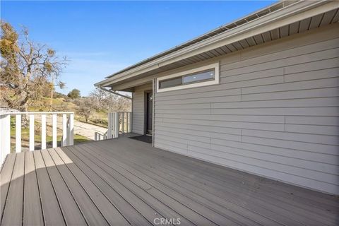 Tiny photo for 29300 Elkhorn Place, Tehachapi, CA 93561 (MLS # SR25273263)