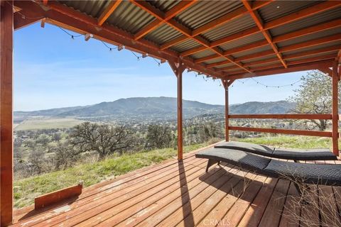 Tiny photo for 29300 Elkhorn Place, Tehachapi, CA 93561 (MLS # SR25273263)