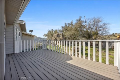 Tiny photo for 29300 Elkhorn Place, Tehachapi, CA 93561 (MLS # SR25273263)