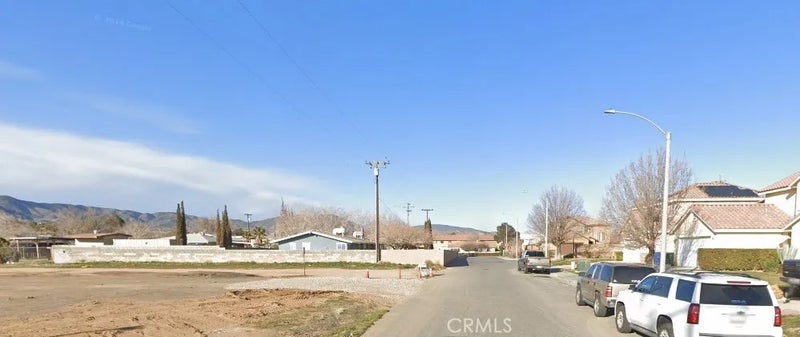 1224 E Avenue Q13