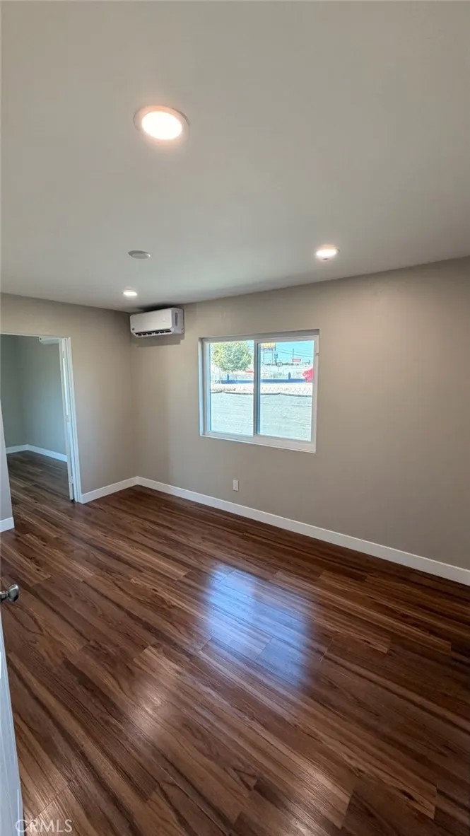 215 W 23rd