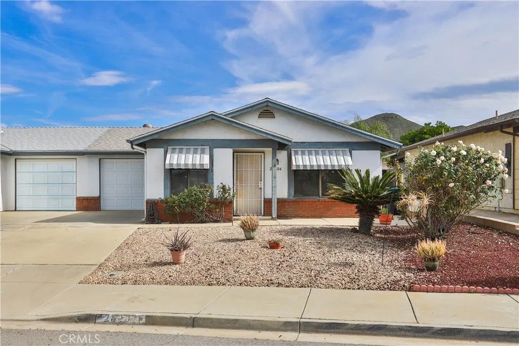Photo of 28204 Calle Gaviota, Menifee, CA 92586 (MLS # CV26027758)