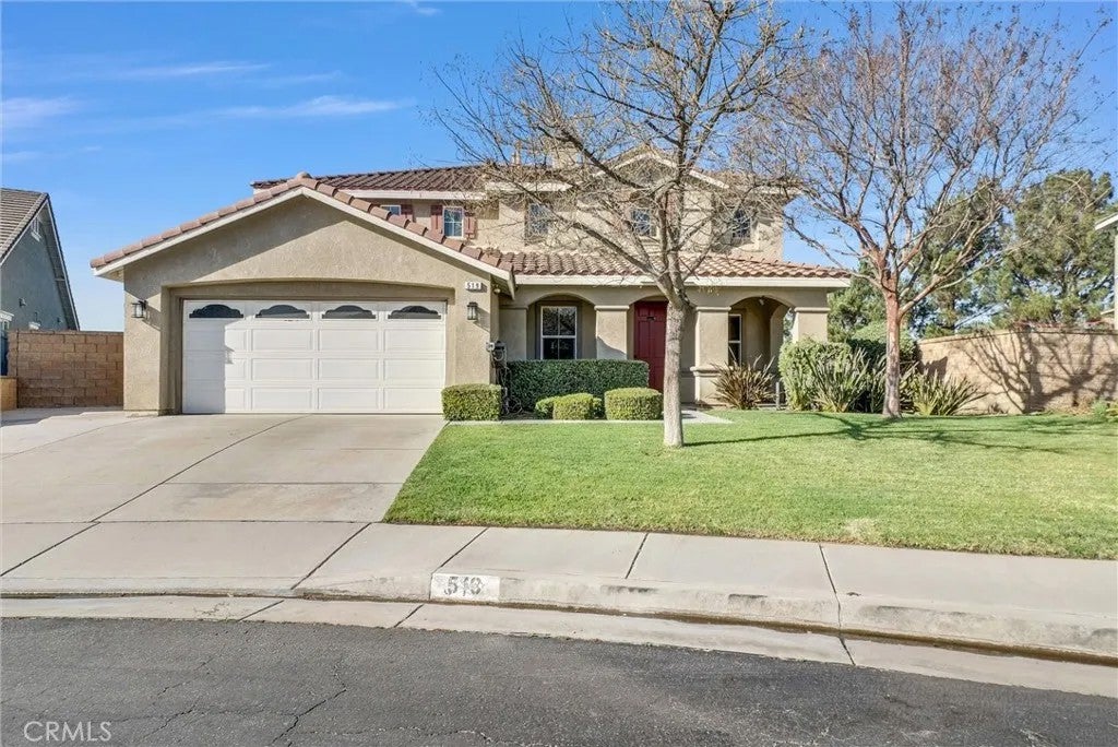 Photo of 519 Cedarbrook Lane, Corona, CA 92879 (MLS # TR26130499)
