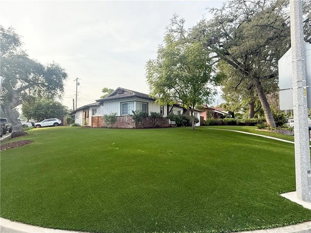 Photo of 1625 Elevado Ave, Arcadia, CA 91006 (MLS # CV26054082)