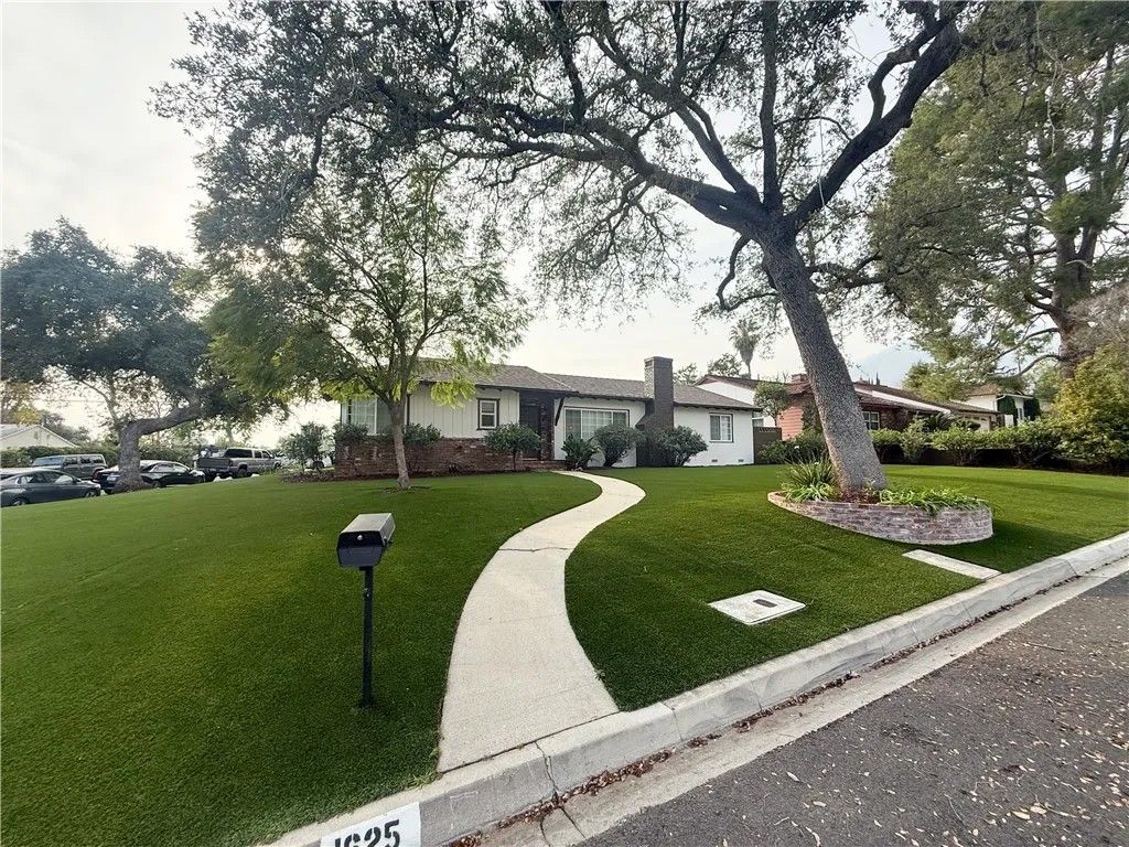 Photo of 1625 Elevado Ave, Arcadia, CA 91006 (MLS # CV26054082)