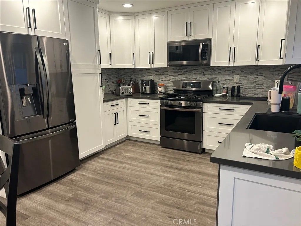 Photo of 19 Calotte Pl, Lake Forest, CA 92610 (MLS # OC25265350)