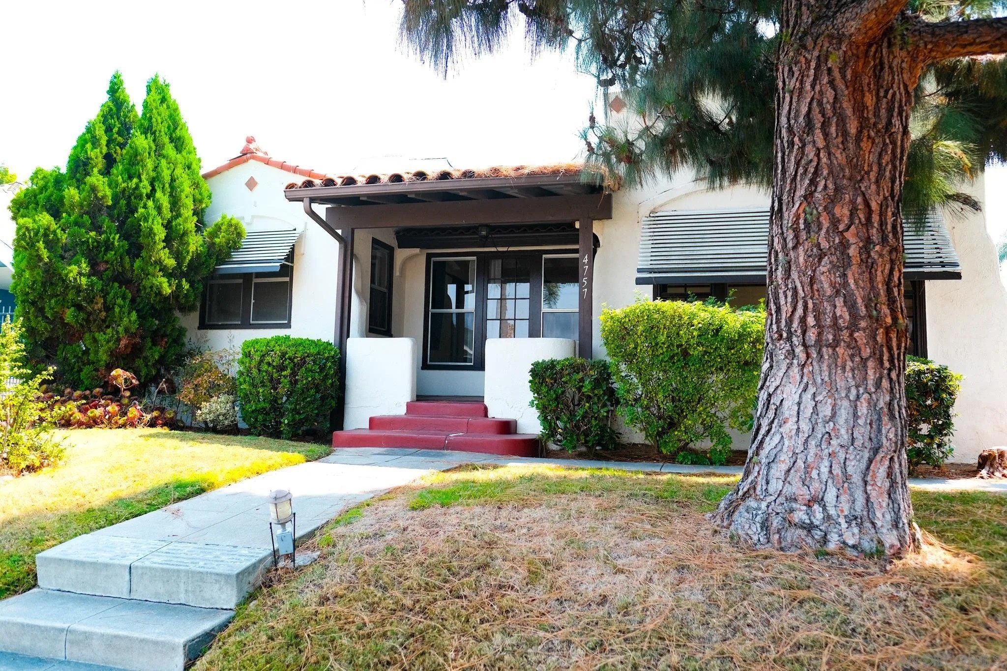 4757 Kensington Dr