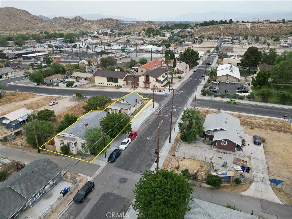 Photo of 15504 5th, Victorville, CA 92395 (MLS # DW26076967)