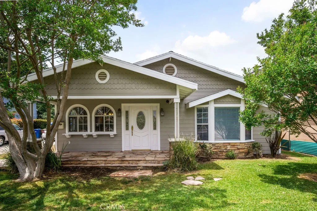 5323 Cogswell