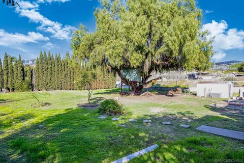 Tiny photo for 4370 Lynndale Ln, Chula Vista, CA 91910 (MLS # 250045392)