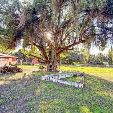 Tiny photo for 4370 Lynndale Ln, Chula Vista, CA 91910 (MLS # 250045392)