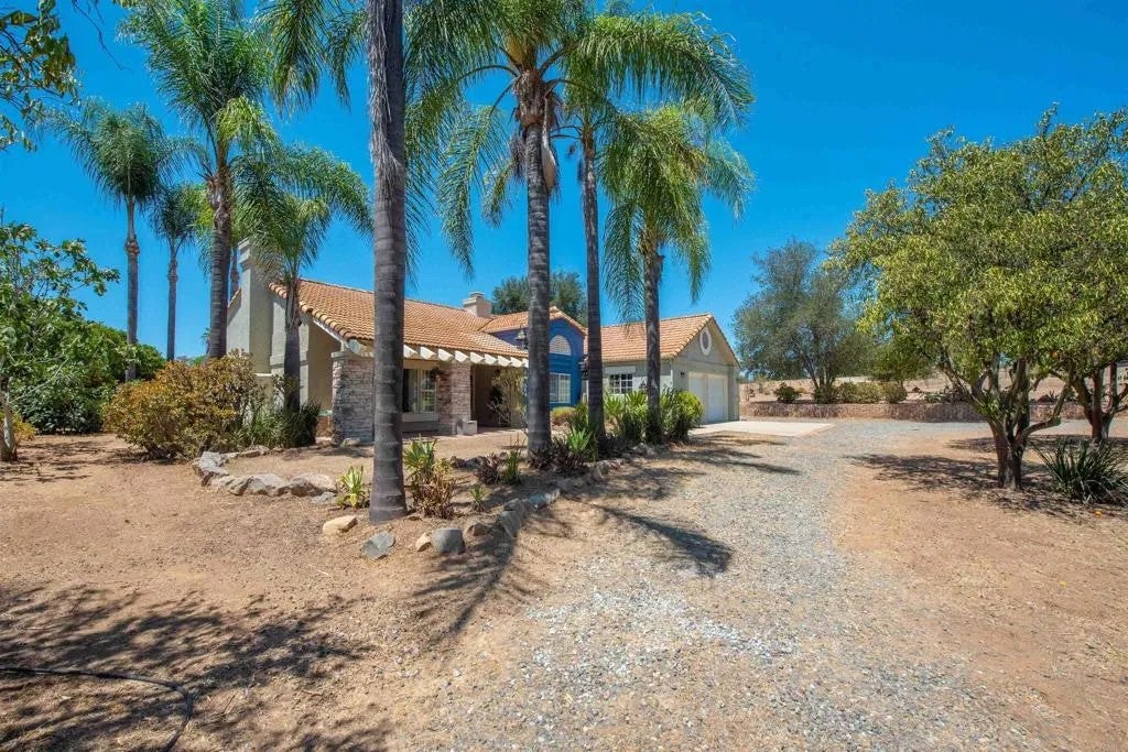 15950 Mactan Ln