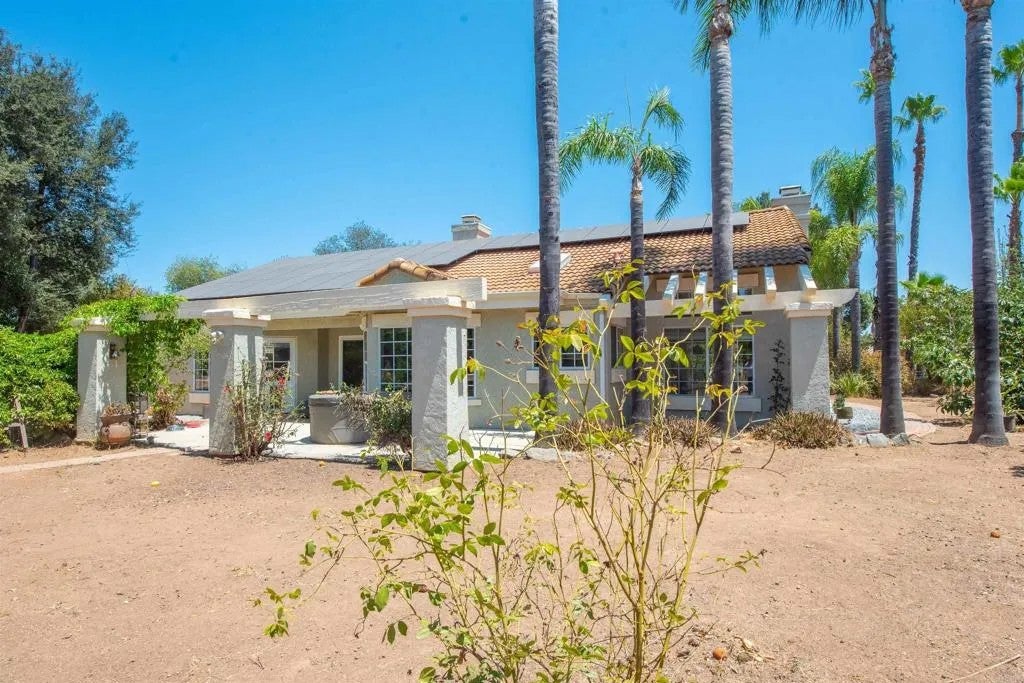 15950 Mactan Ln