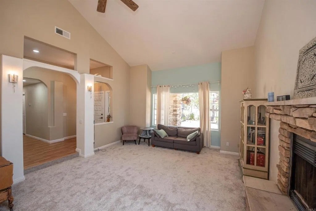 15950 Mactan Ln