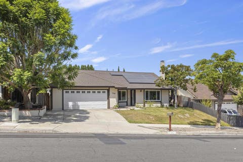 Photo of 2589 Joann Dr, Oceanside, CA 92056 (MLS # 260019377)