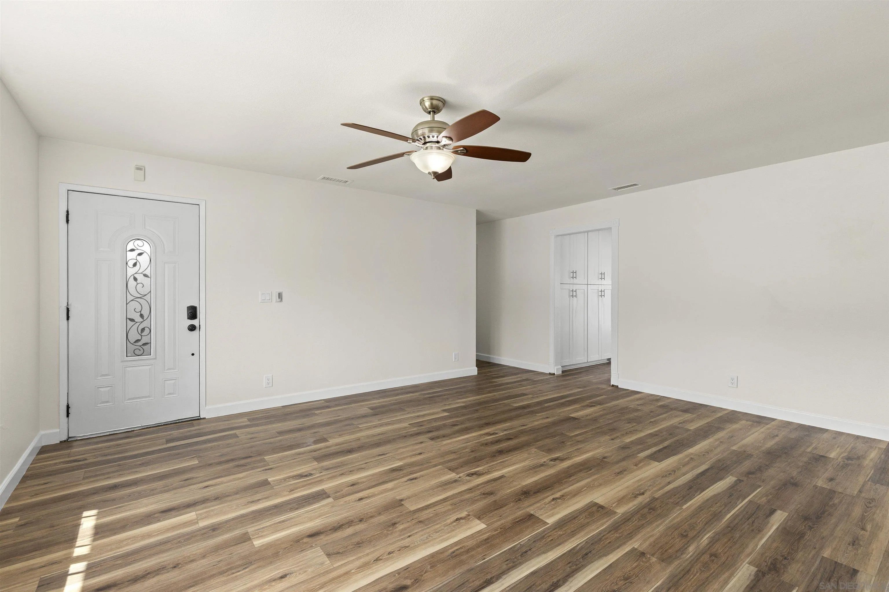 2589 Joann Dr