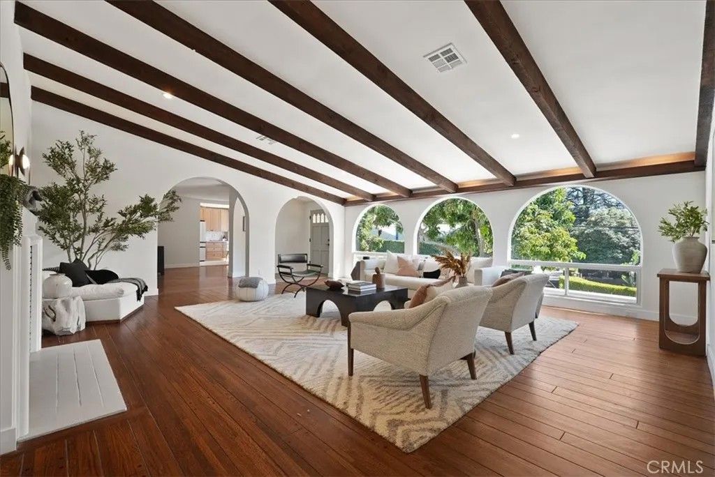 Photo of 7404 Woodrow Wilson Drive, Hollywood Hills, CA 90046 (MLS # GD25279439)