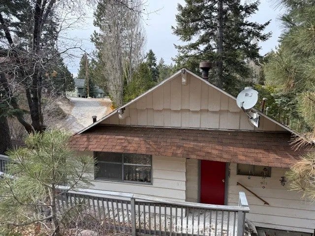 719 Ridge Way