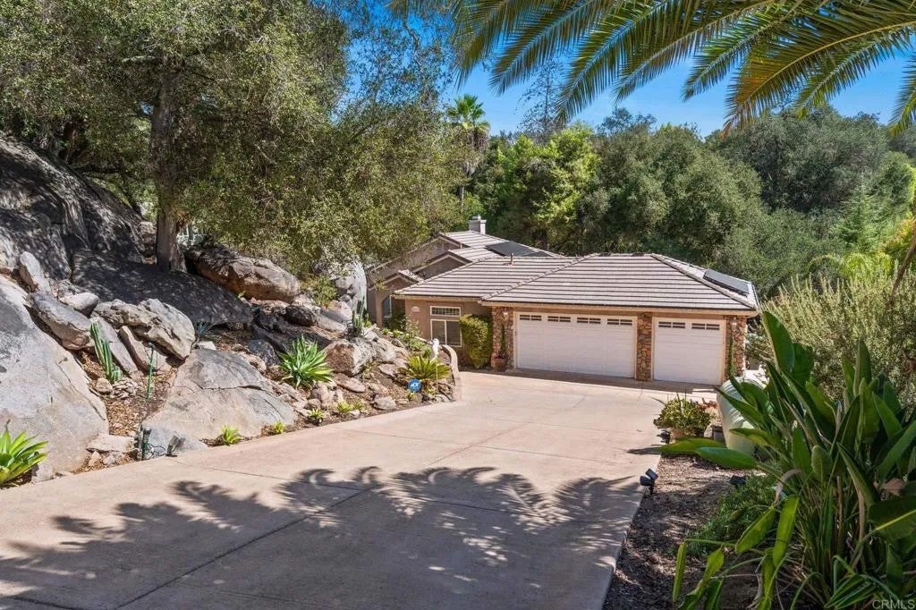 Photo of 28315 Meadow Glen Way, Escondido, CA 92026 (MLS # PTP2607259)