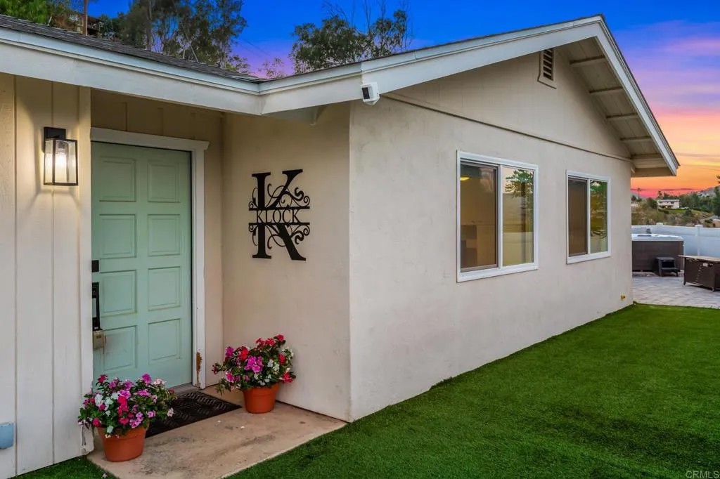 10906 Serena Lane