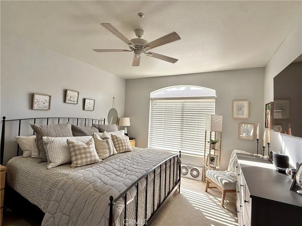 Photo of 81 Via Barcelona, Rancho Santa Margarita, CA 92688 (MLS # OC26095496)