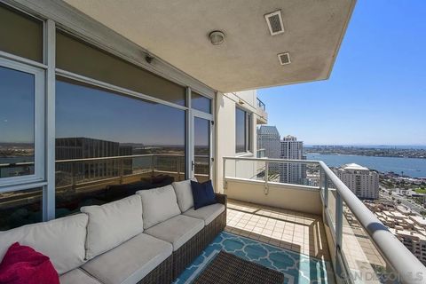 Tiny photo for 700 W E St #2802, San Diego, CA 92101 (MLS # 250038810)