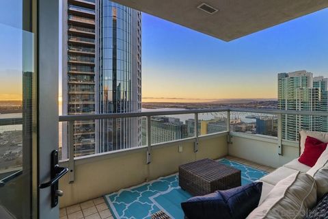 Tiny photo for 700 W E St #2802, San Diego, CA 92101 (MLS # 250038810)
