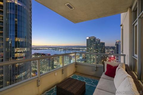 Tiny photo for 700 W E St #2802, San Diego, CA 92101 (MLS # 250038810)