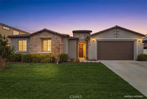 12806 Mendocino Ridge Riverside CA 92503