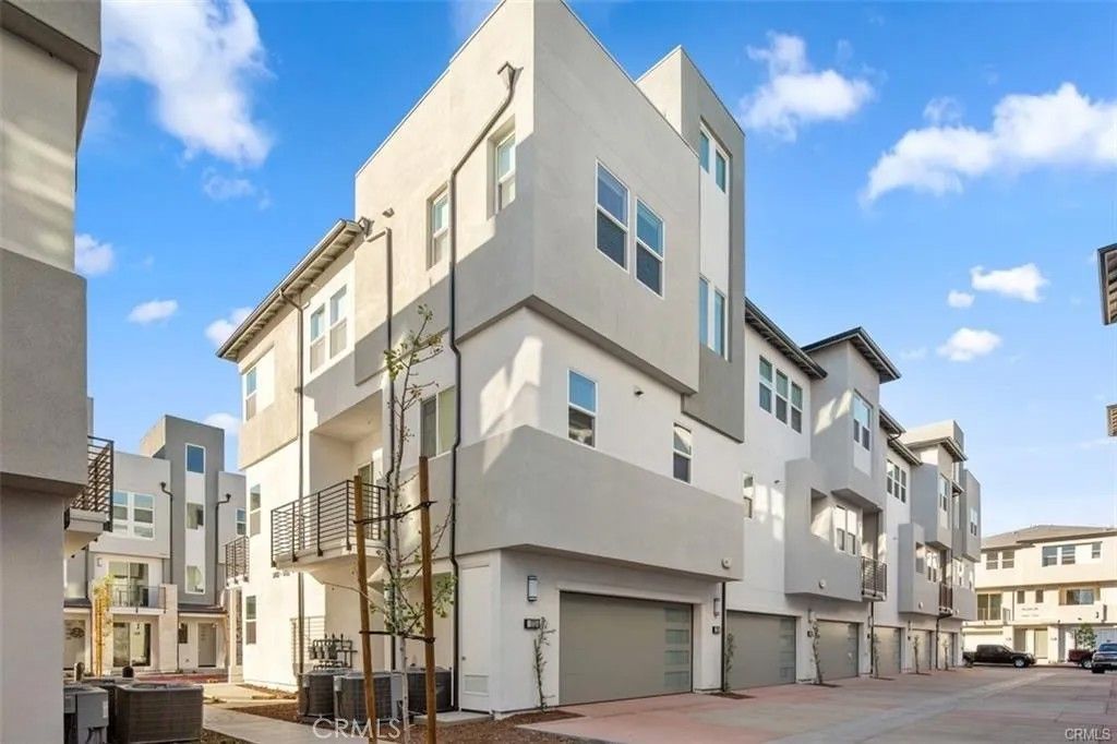 Photo of 1722 W Bushell St, Anaheim, CA 92805 (MLS # OC25239699)