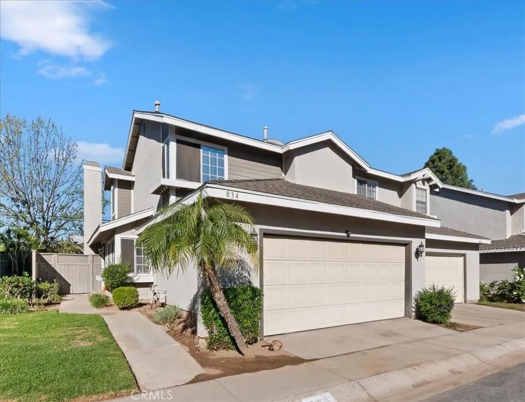 Photo of 834 Robles Pl, Corona, CA 92882 (MLS # IG25274522)