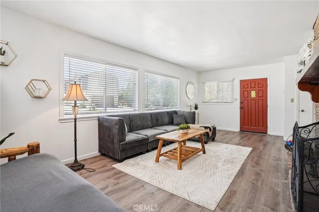 Photo of 670 Villa Grove Avenue, Big Bear, CA 92314 (MLS # IG25281046)