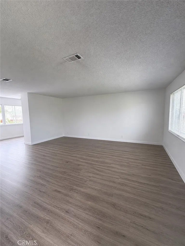 3875 Vista Campana South