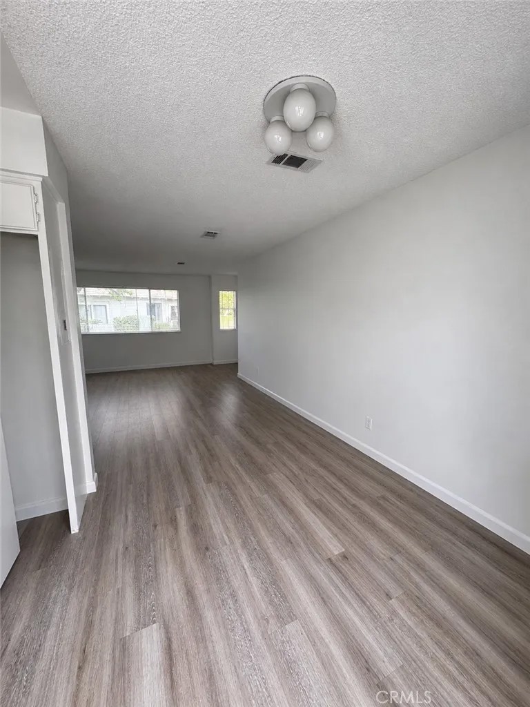 3875 Vista Campana South