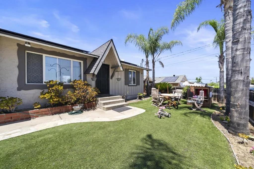 Photo of 826 Ellen Lane, El Cajon, CA 92019 (MLS # PTP2605891)
