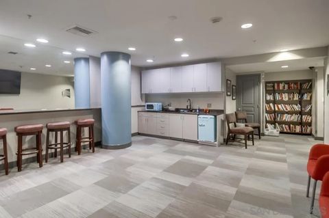 Tiny photo for 300 W Beech St #1101, San Diego, CA 92101 (MLS # 250035543)