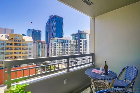 Tiny photo for 300 W Beech St #1101, San Diego, CA 92101 (MLS # 250035543)
